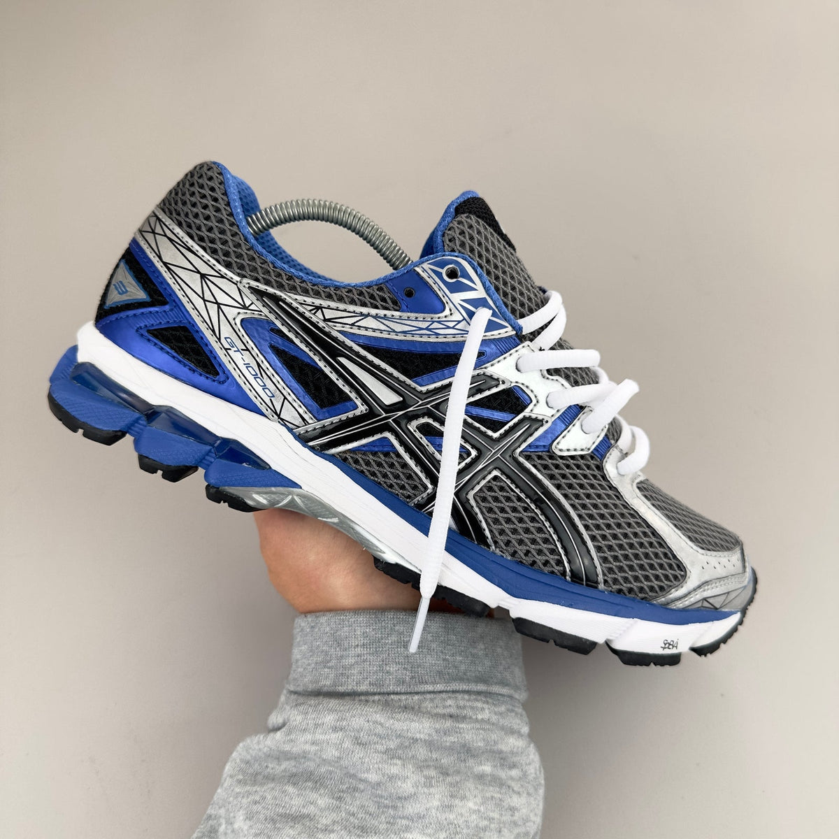 ASICS Gel Nimbus 16 - Gris / Bleu Roi - Sneykers