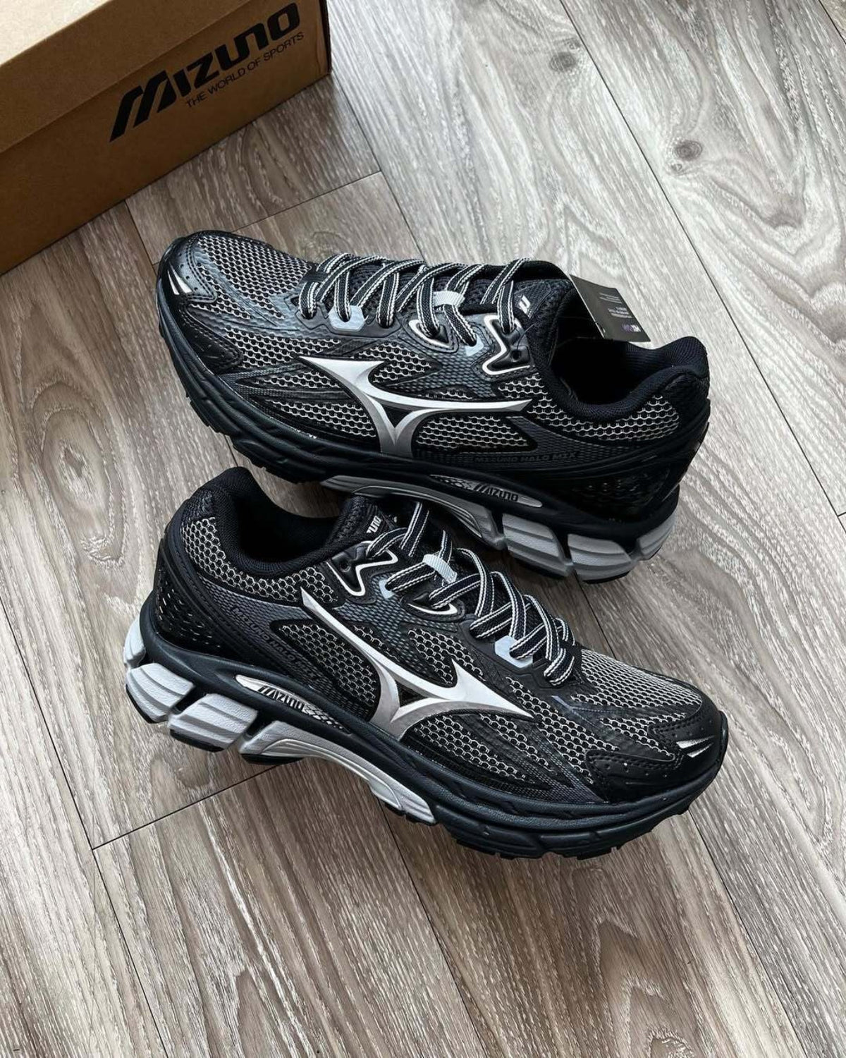 Mizuno Halo Mix - Black / Silver - Sneykers