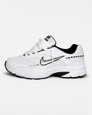 Nike Initiator - Black / White - Sneykers