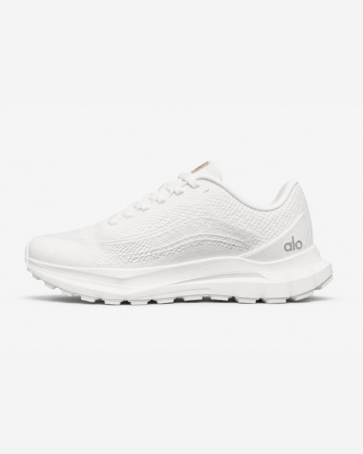 ALO Runner - White - Sneykers