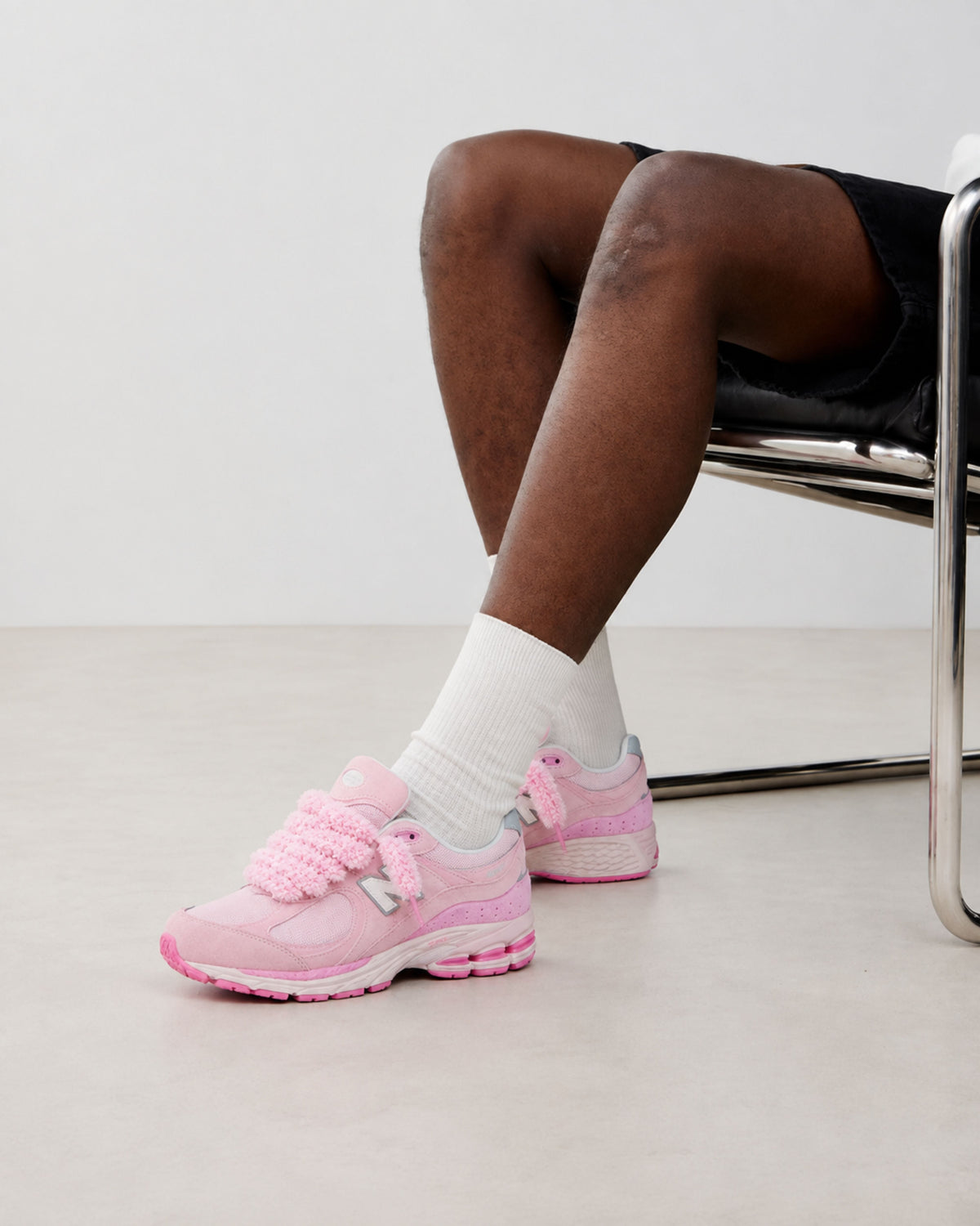 New Balance 2002R - Light Raspberry / Pink Sugar - Sneykers