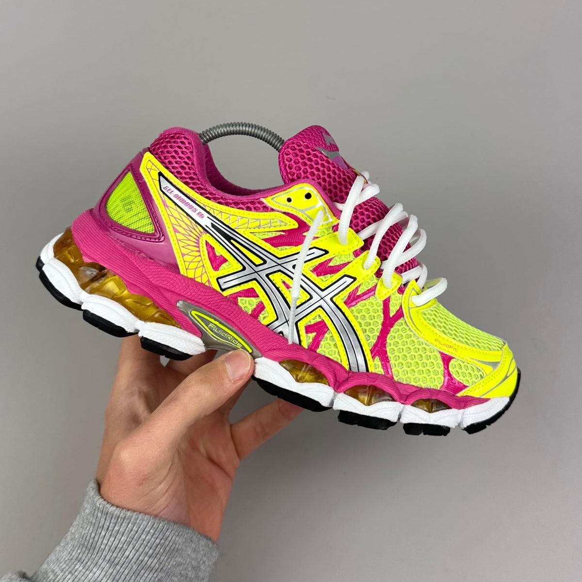 ASICS Gel Nimbus 16 - Jaune Fluo / Fuchsia - Sneykers