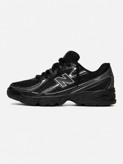 New Balance 740 - Black - Sneykers