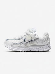 Nike Zoom Vomero 5 - Metallic White - Sneykers