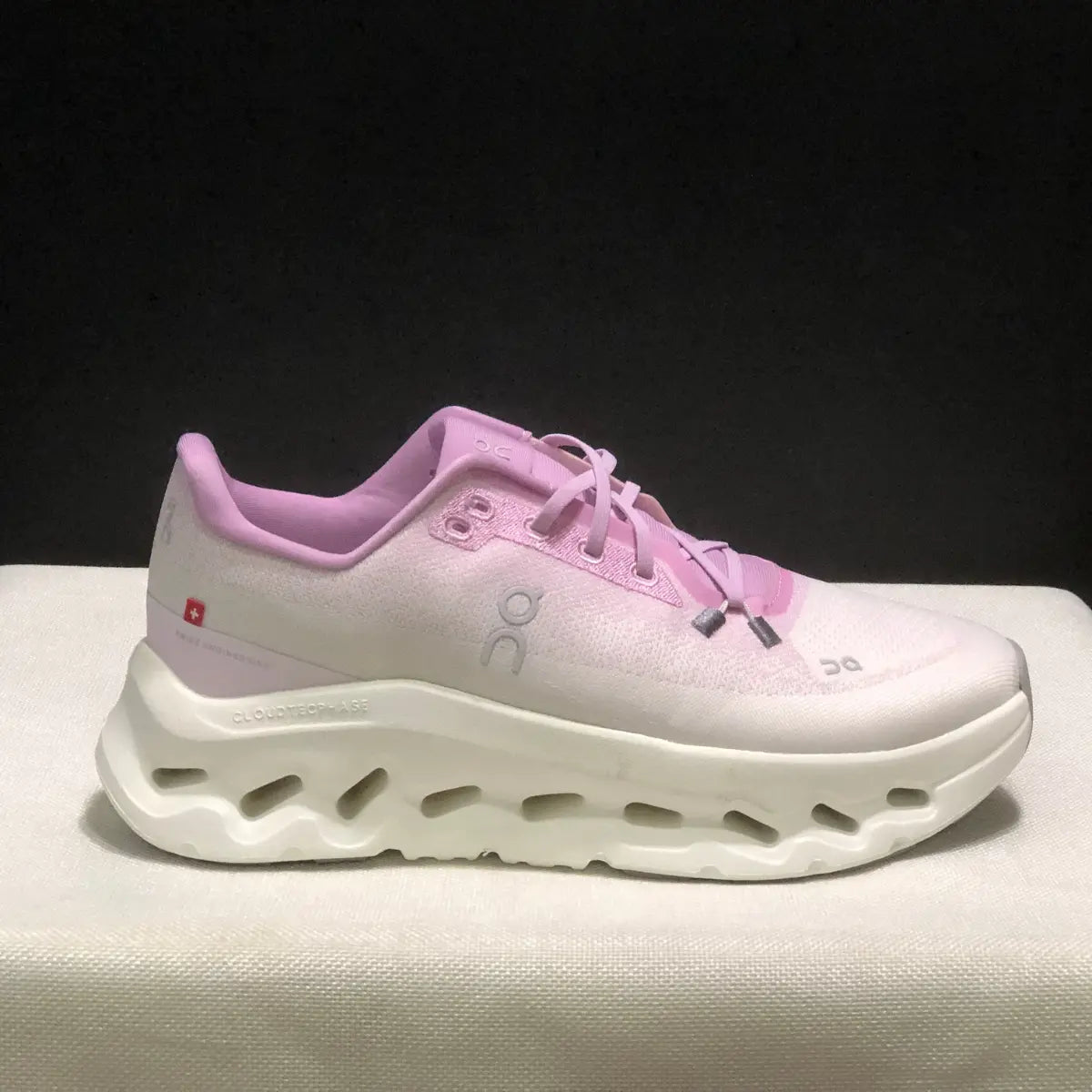 Cloudtilt - « Light Pink »