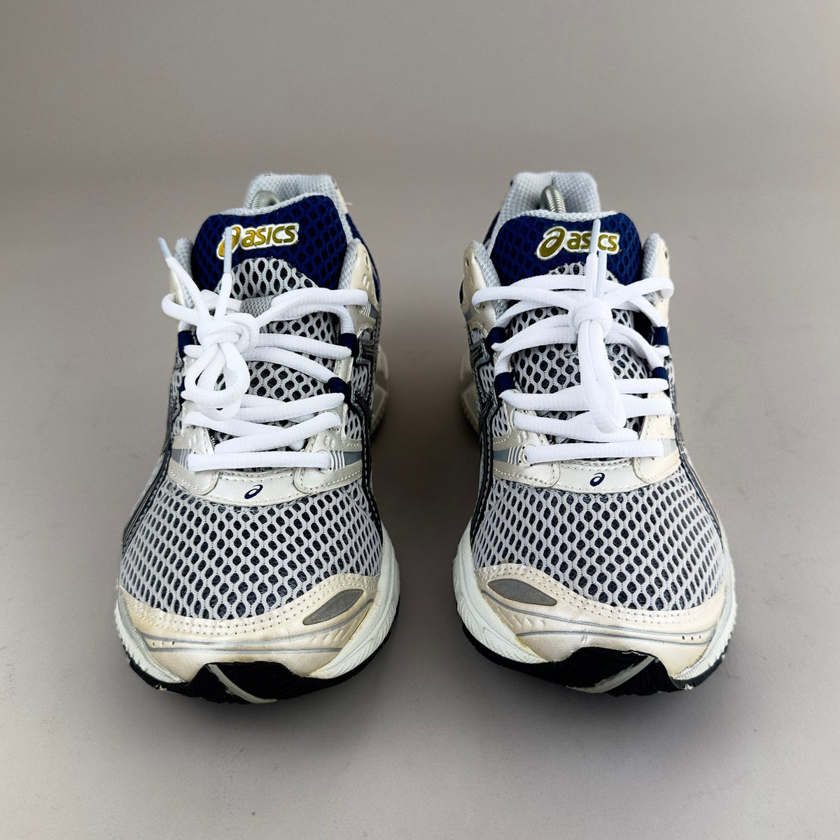 ASICS Gel Nimbus 16 - Crème / Marine / Doré - Sneykers