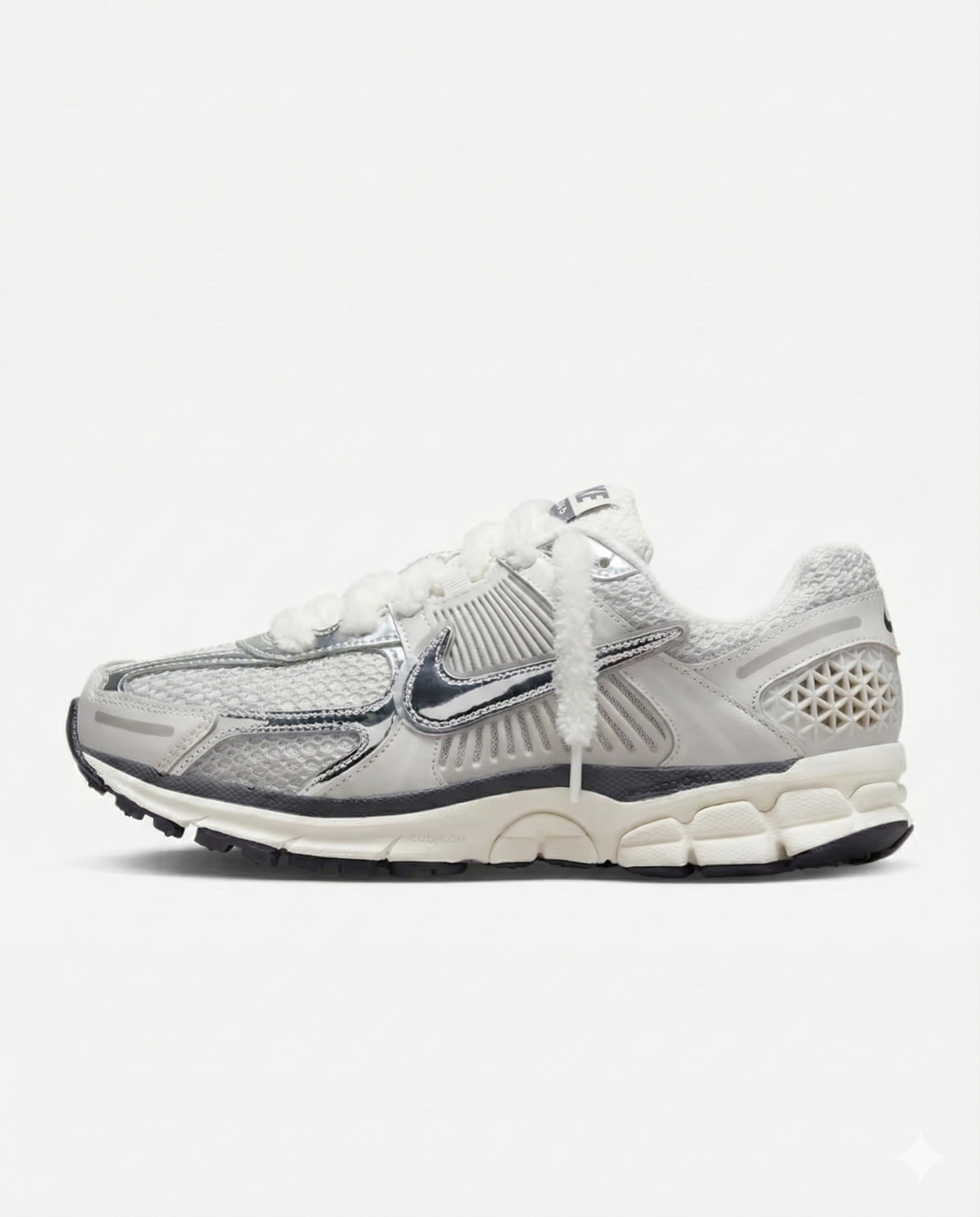 Nike Zoom Vomero 5 - Grey Metallic Silver - Sneykers