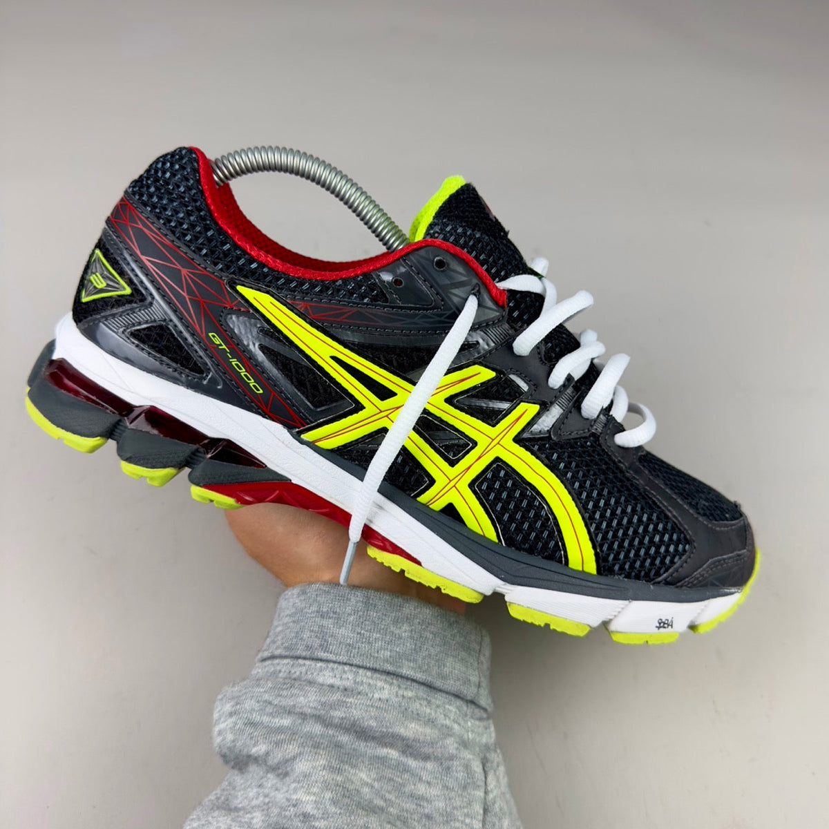 ASICS Gel Nimbus 16 - Noir / Jaune Fluo / Rouge - Sneykers