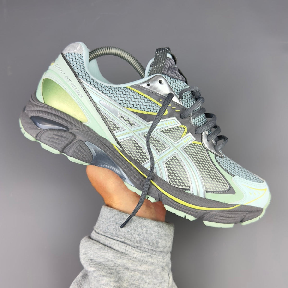 ASICS Gel Nimbus 16 - Gris / Vert Menthe - Sneykers