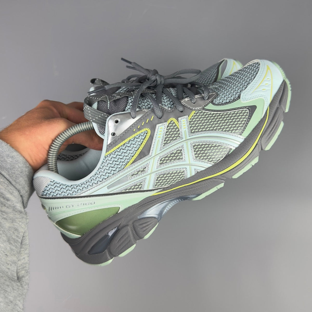 ASICS Gel Nimbus 16 - Gris / Vert Menthe - Sneykers