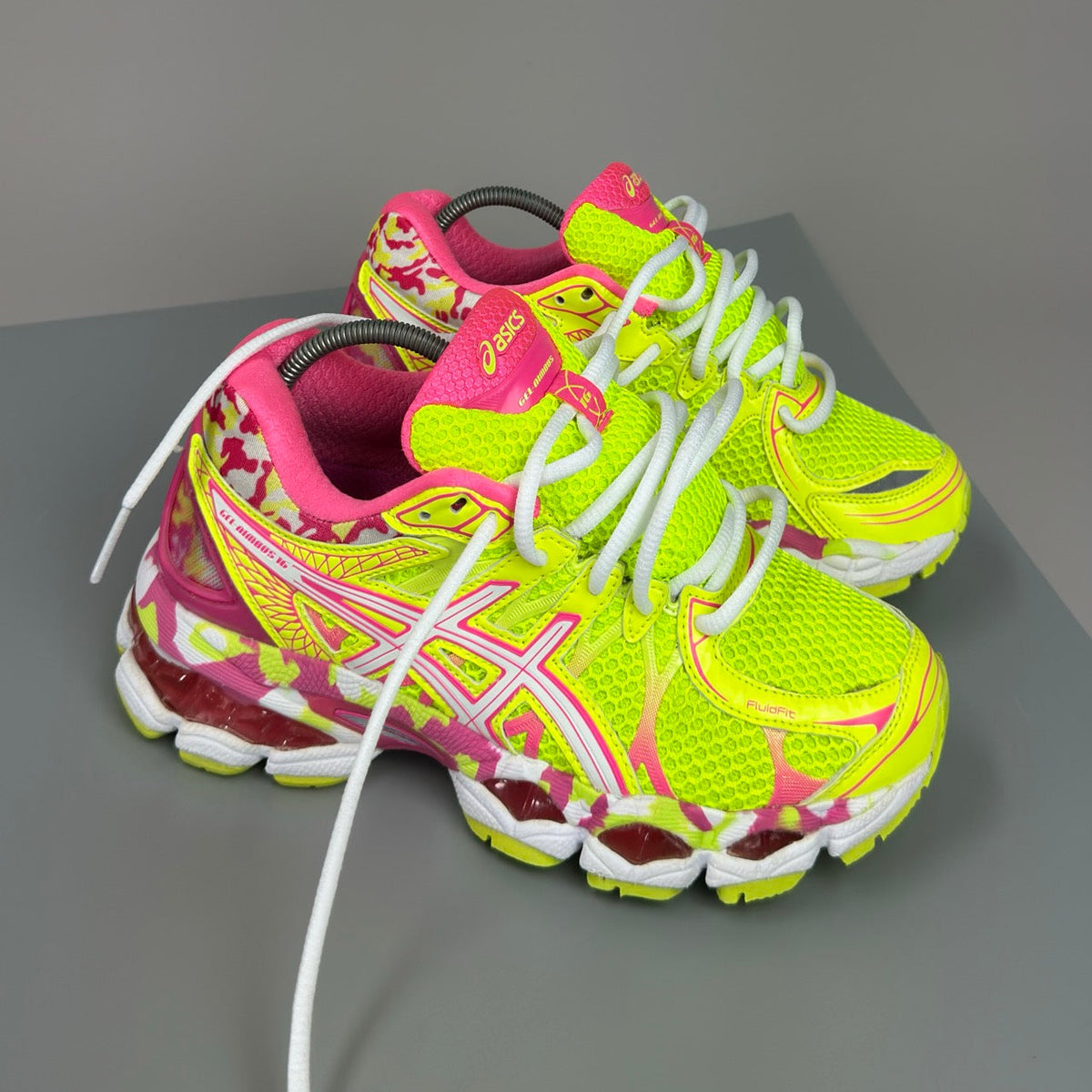 ASICS Gel Nimbus 16 - Jaune Fluo / Rose Fluo - Sneykers