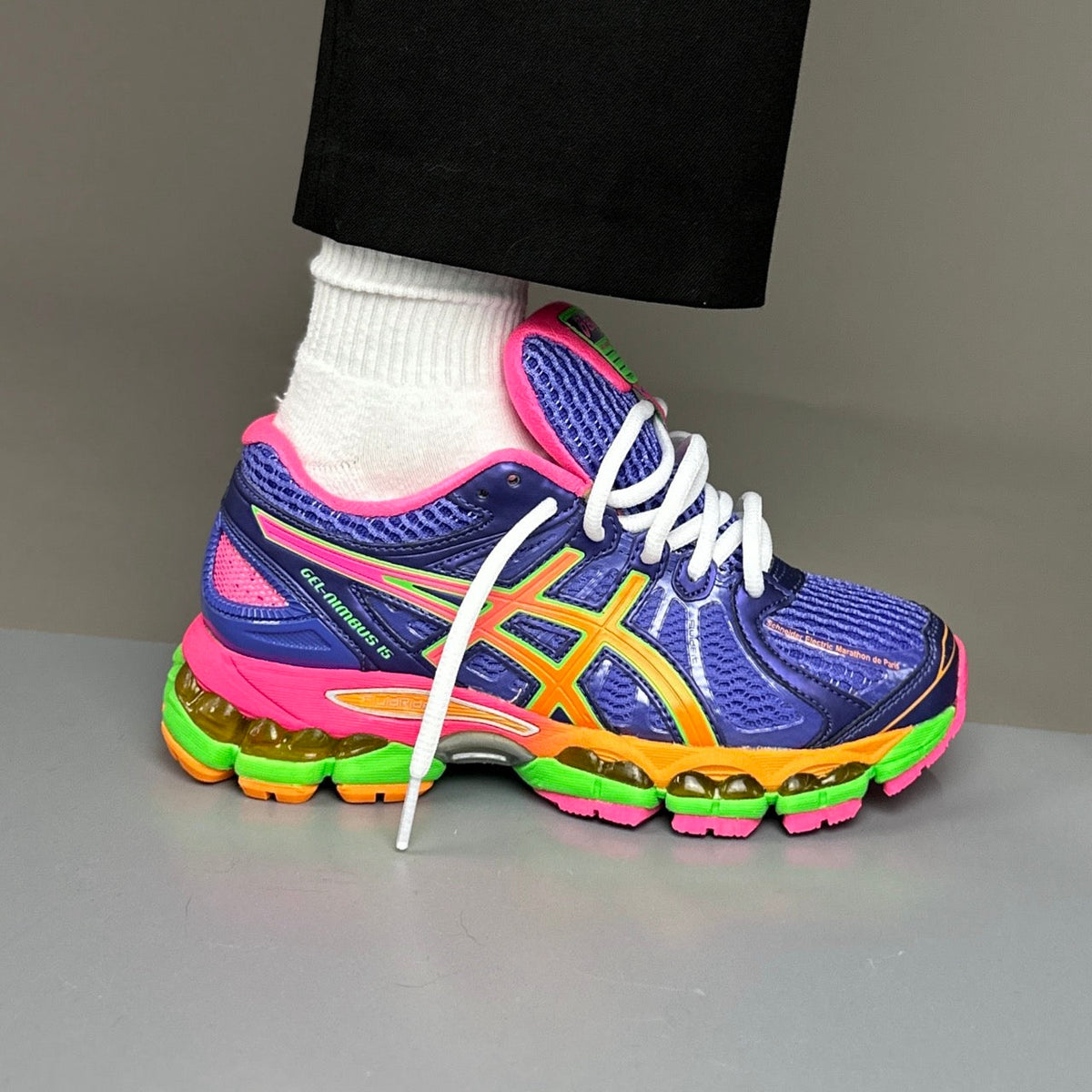 ASICS Gel Nimbus 16 - Violet / Orange / Vert Fluo - Sneykers