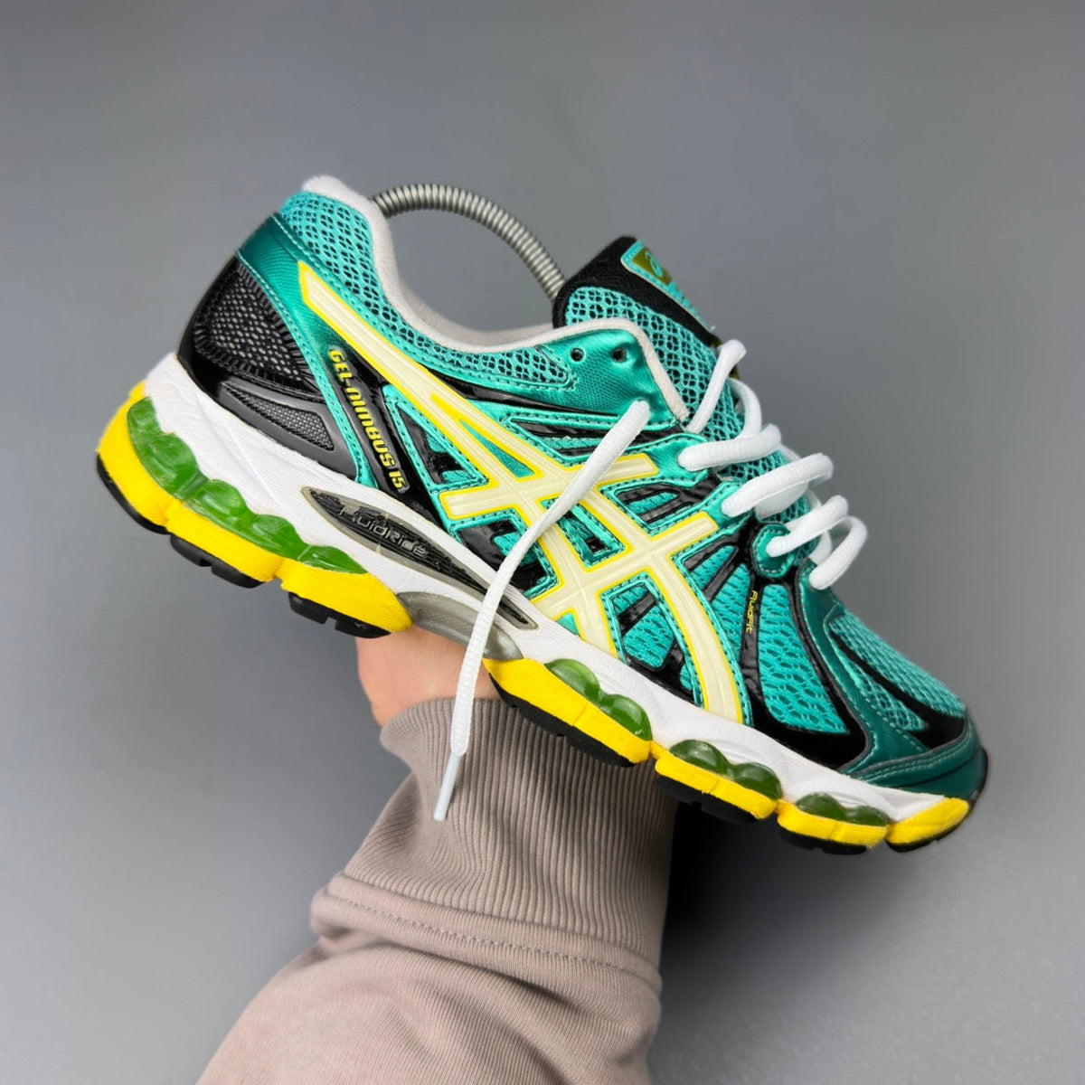 ASICS Gel Nimbus 16 - Vert / Jaune - Sneykers