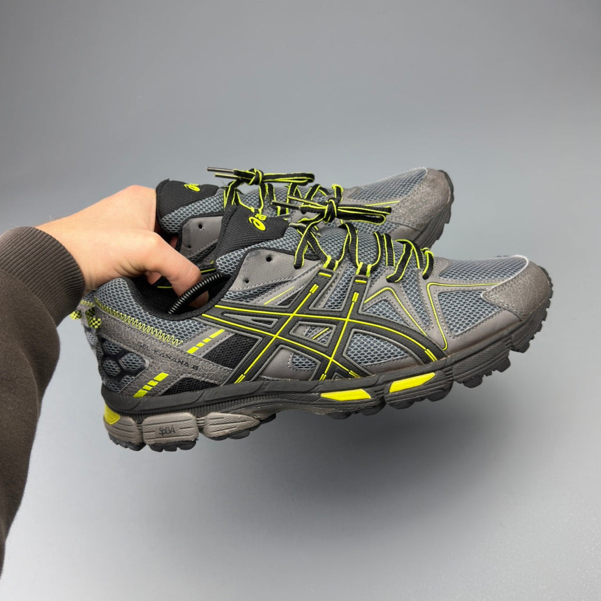ASICS Gel Nimbus 16 - Anthracite / Jaune Fluo - Sneykers