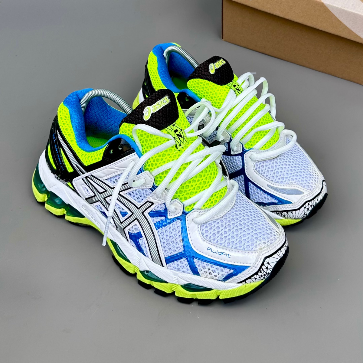 ASICS Gel Nimbus 16 - Blanc / Jaune Fluo / Vert - Sneykers