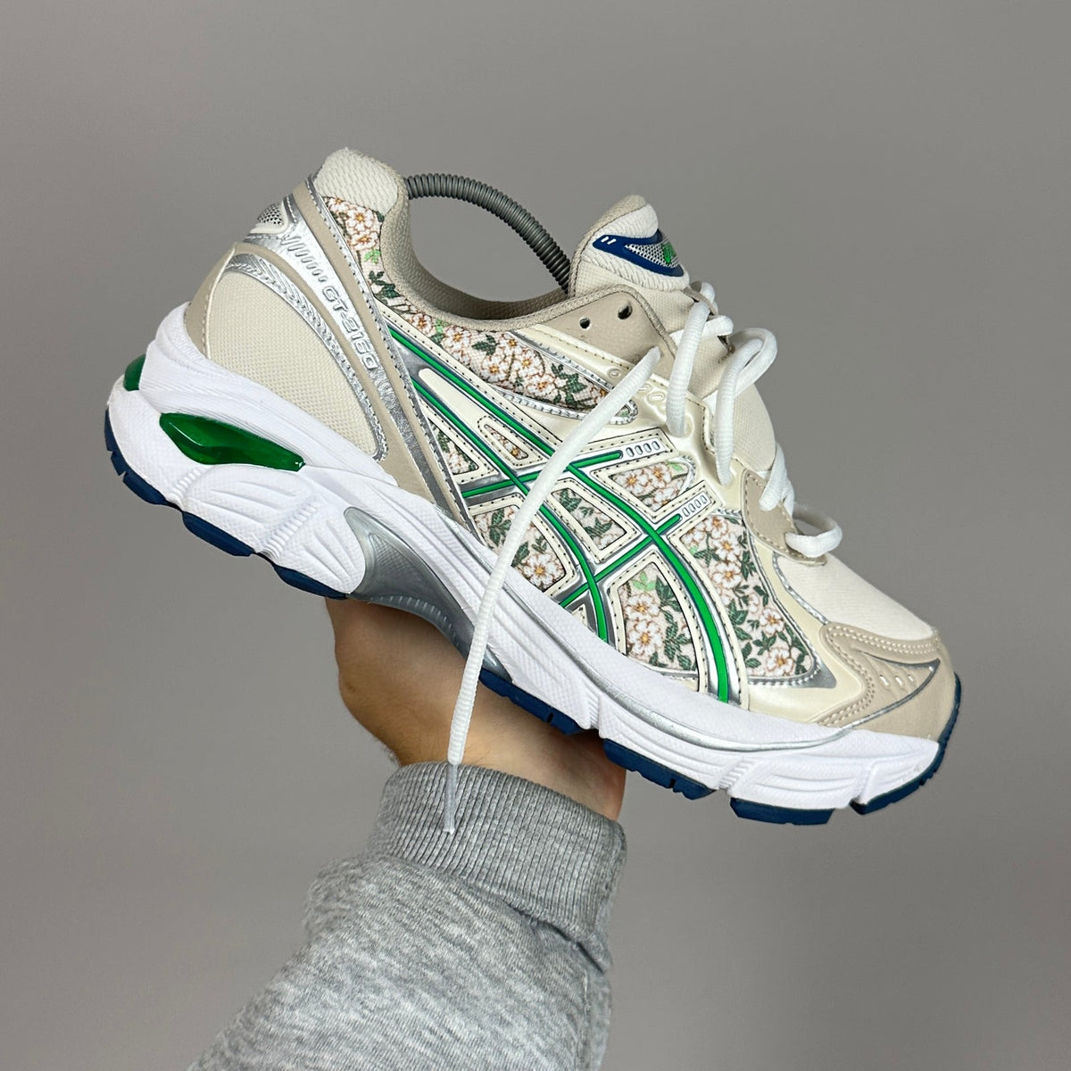 ASICS Gel Nimbus 16 - Crème / Vert - Sneykers