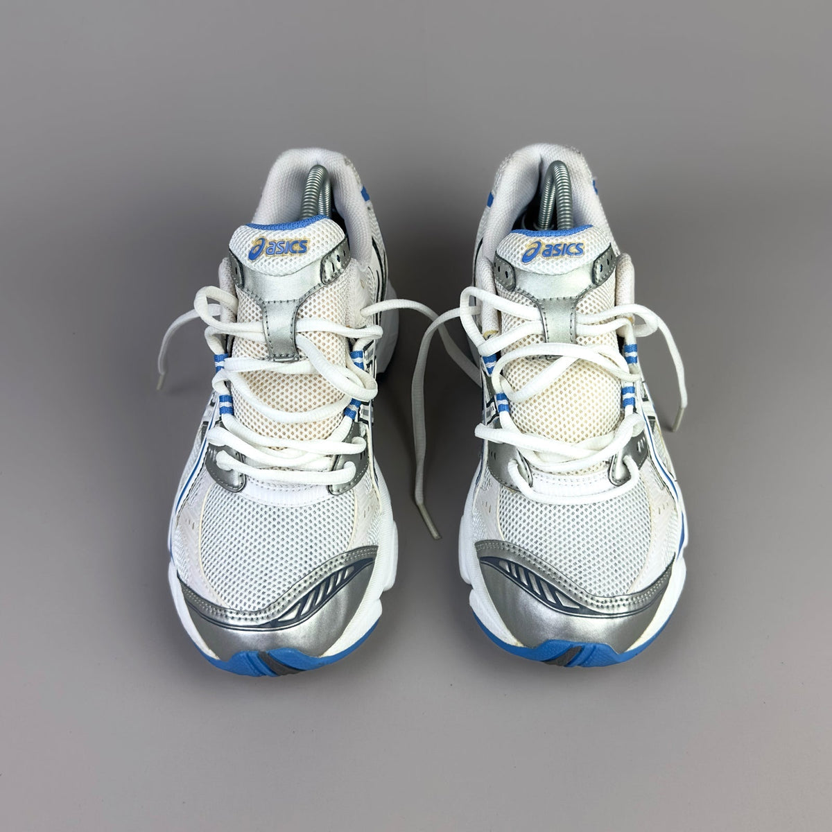 ASICS Gel Nimbus 16 - Blanc / Bleu Azur / Noir - Sneykers