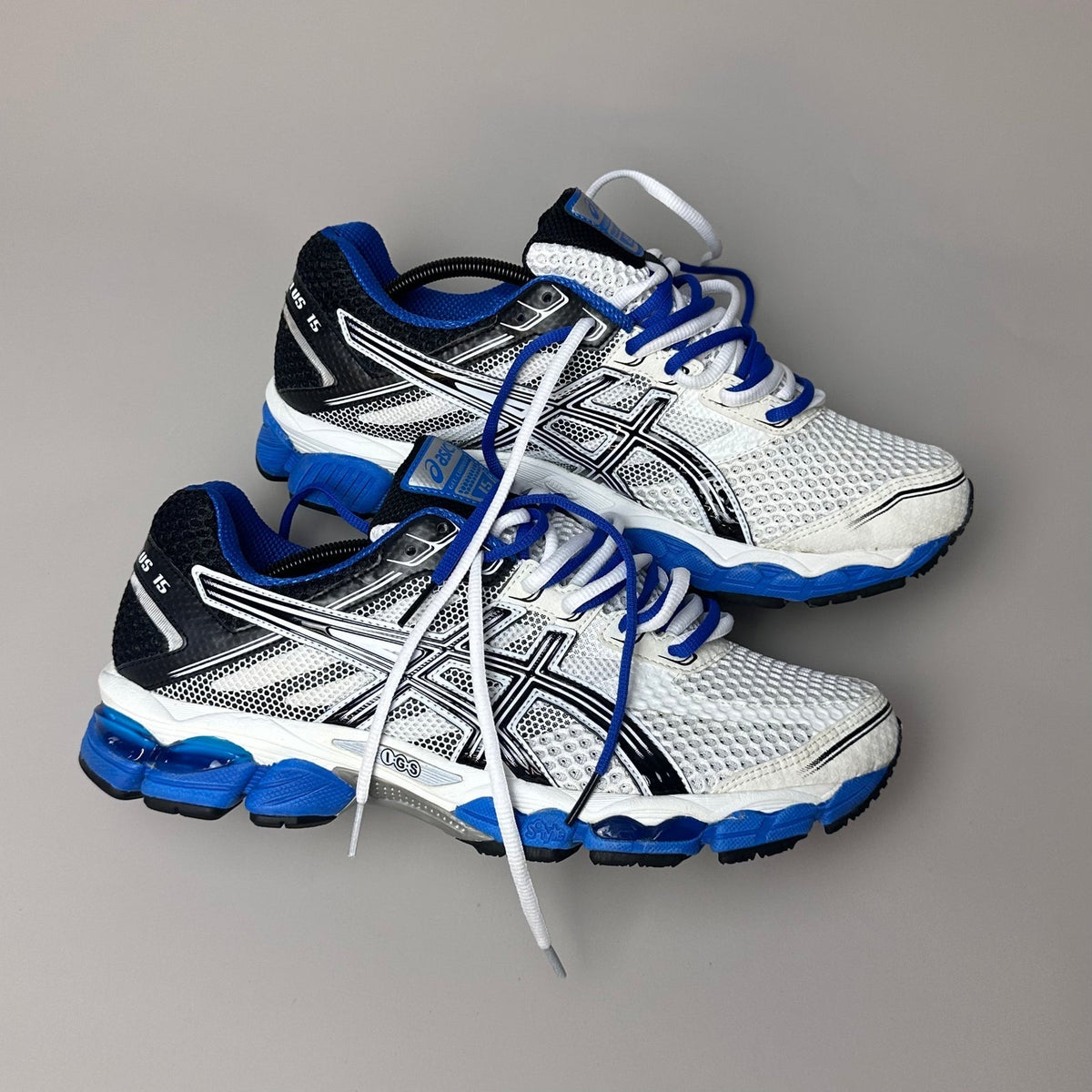 ASICS Gel Nimbus 16 - Blanc / Bleu Vif / Noir - Sneykers