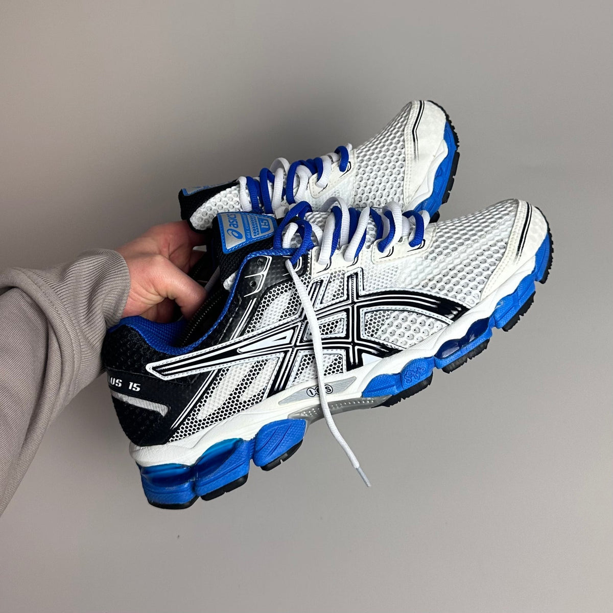 ASICS Gel Nimbus 16 - Blanc / Bleu Vif / Noir - Sneykers