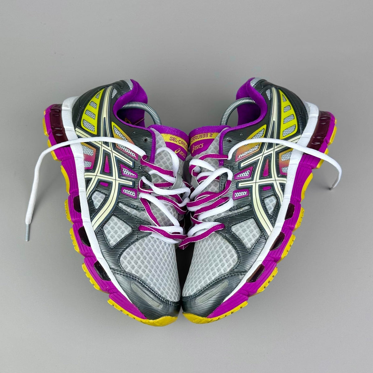 ASICS Gel Nimbus 16 - Gris / Fuchsia - Sneykers