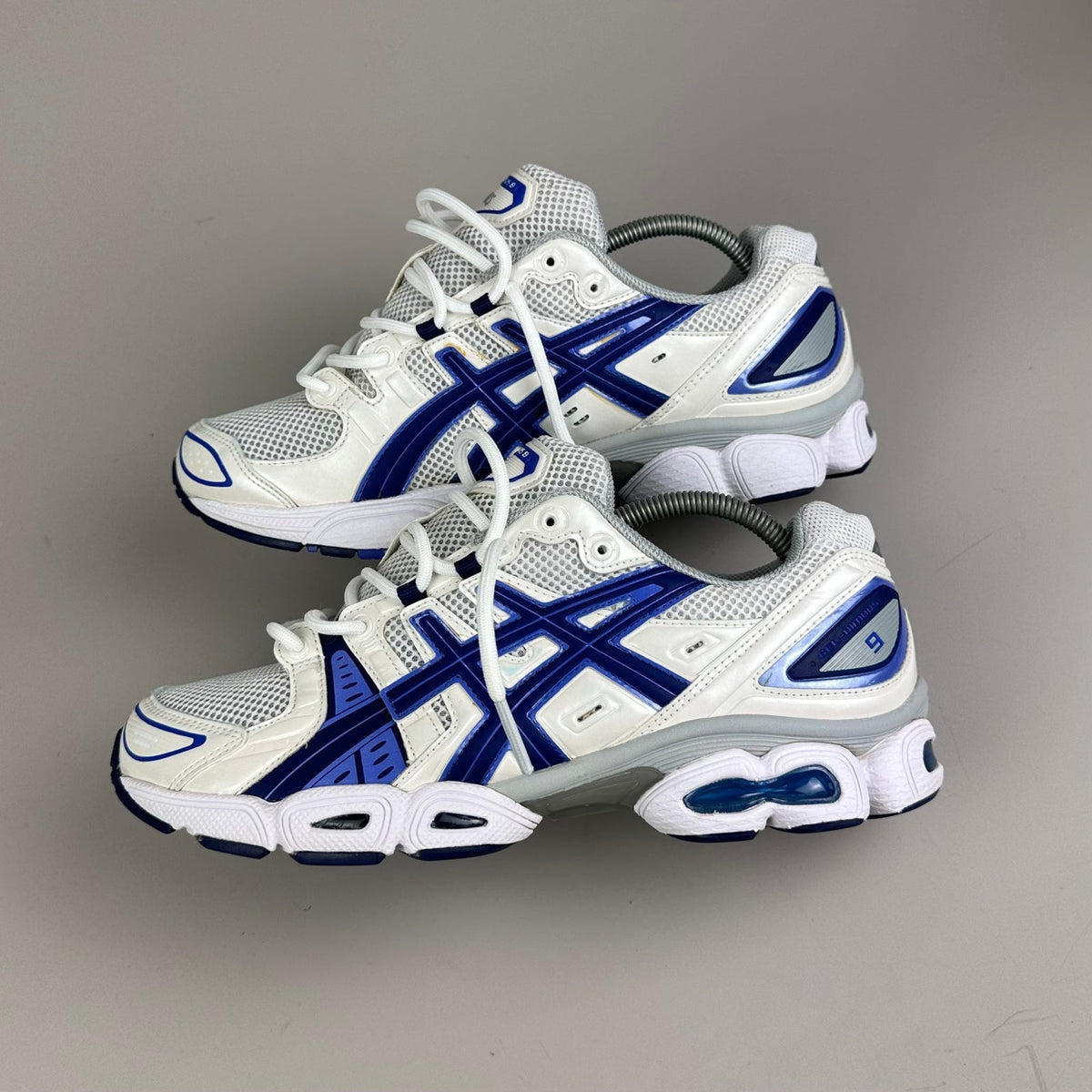 ASICS Gel Nimbus 16 - Blanc / Bleu Cobalt - Sneykers