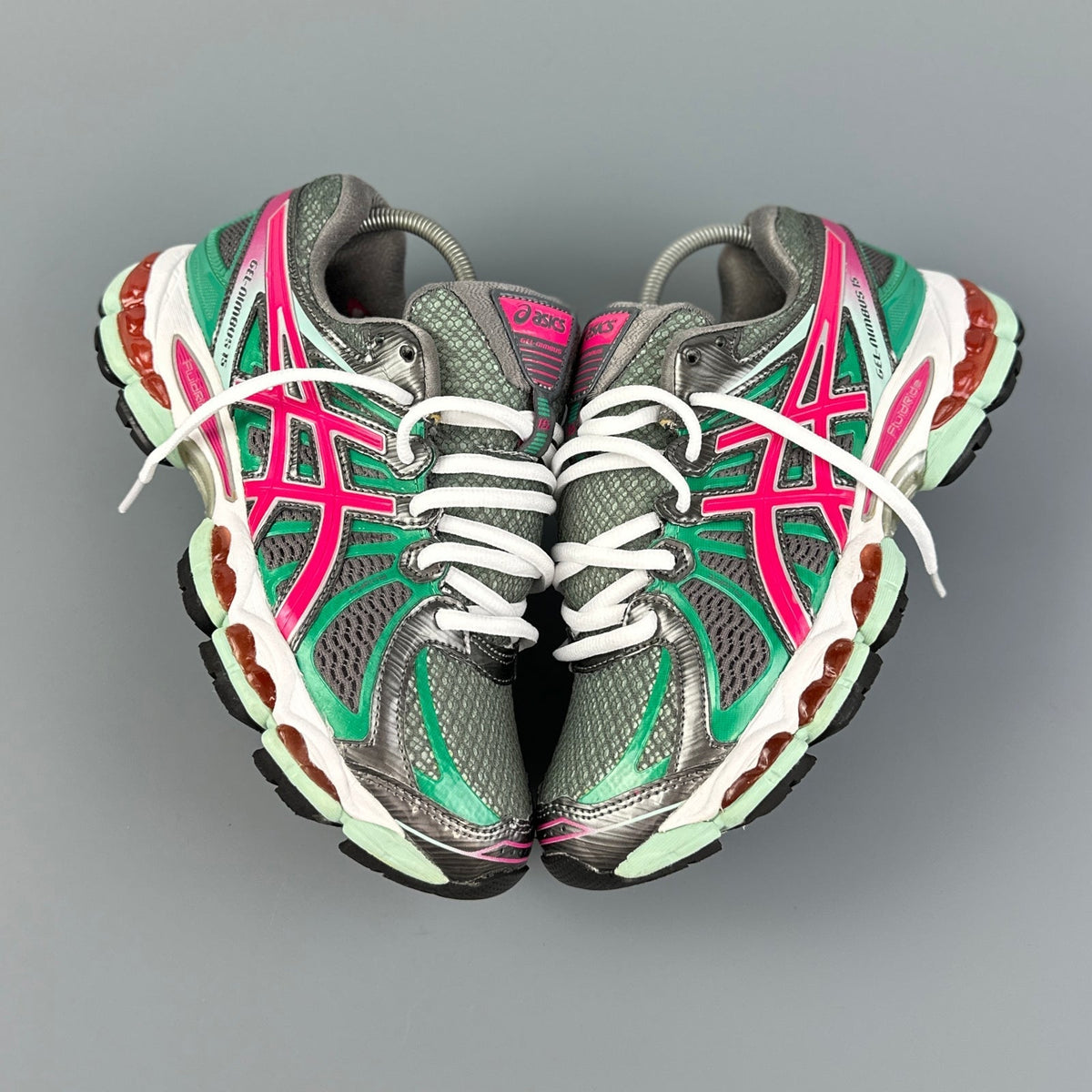 ASICS Gel Nimbus 16 - Gris / Vert - Sneykers