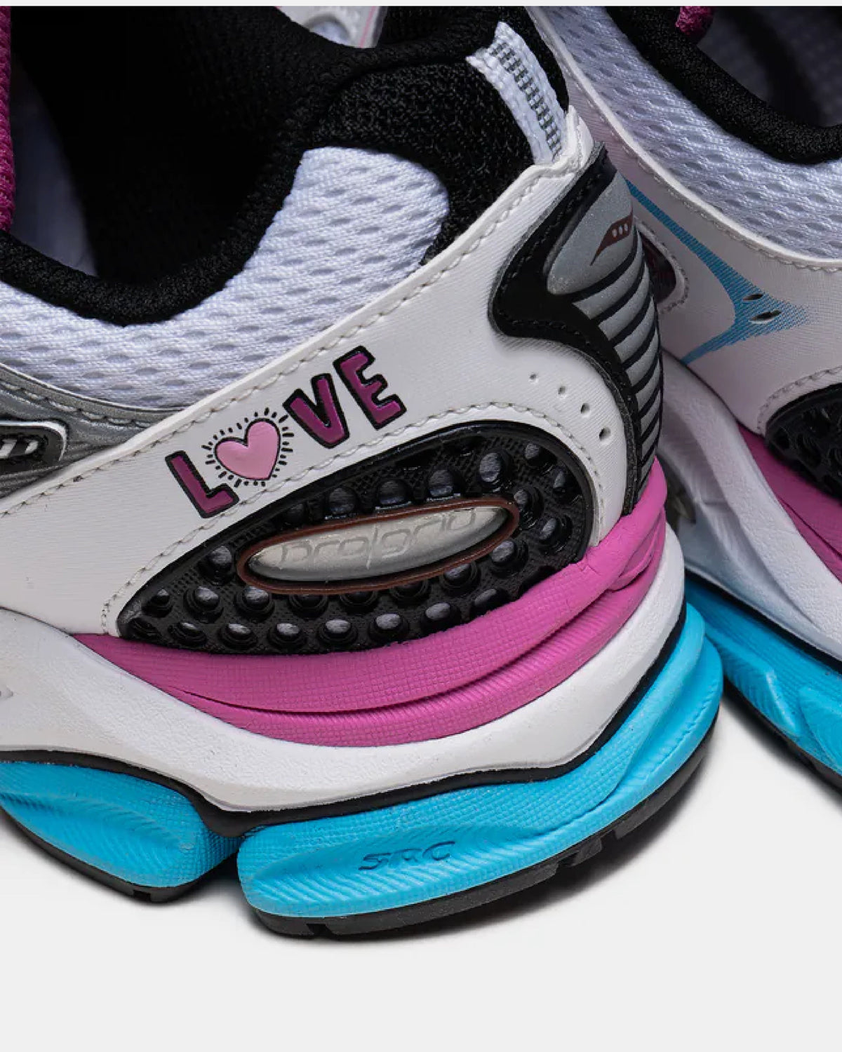 Saucony ProGrid Triumph 4 - Keith Haring - Sneykers