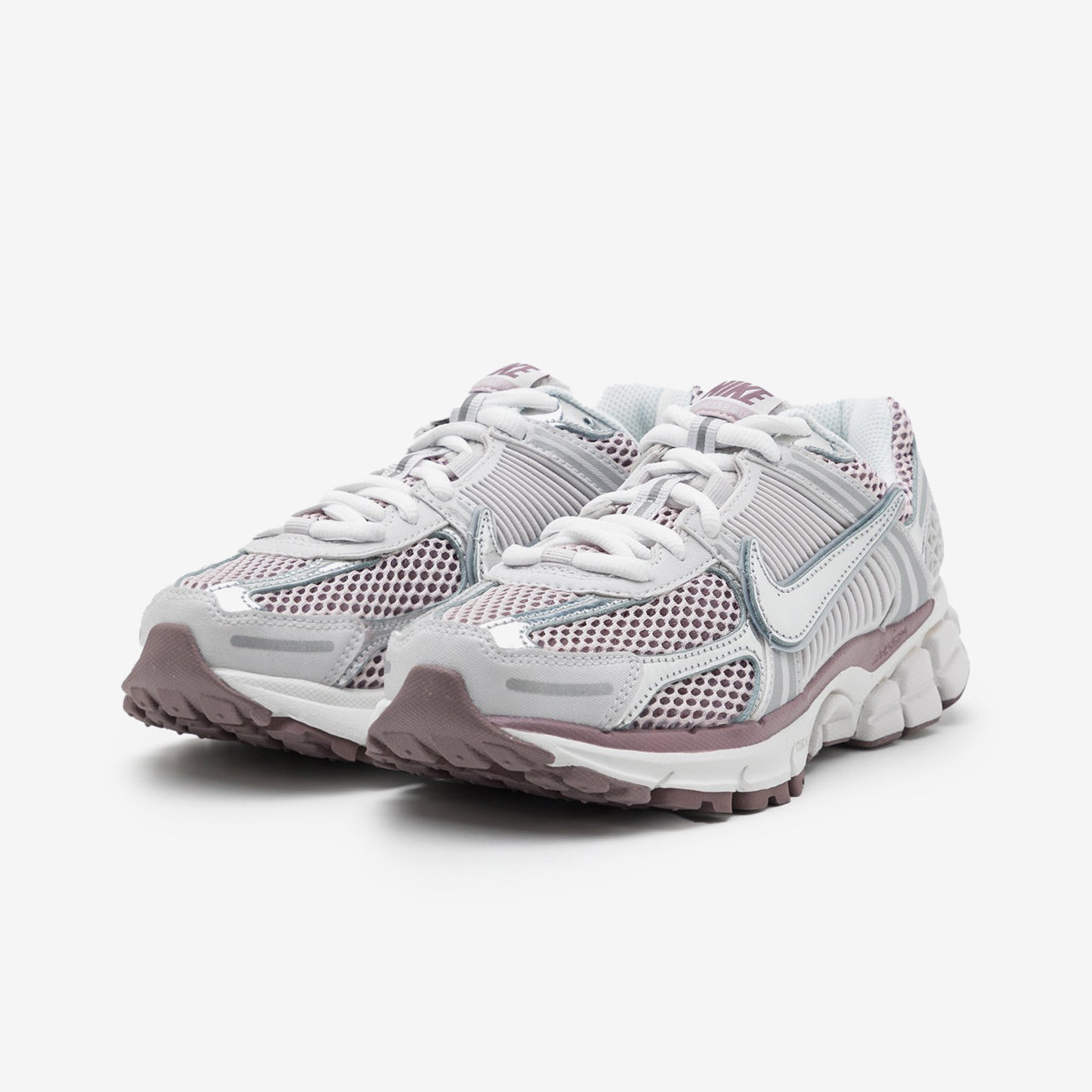 Nike Zoom Vomero 5 Metallic Silver Platinum Violet