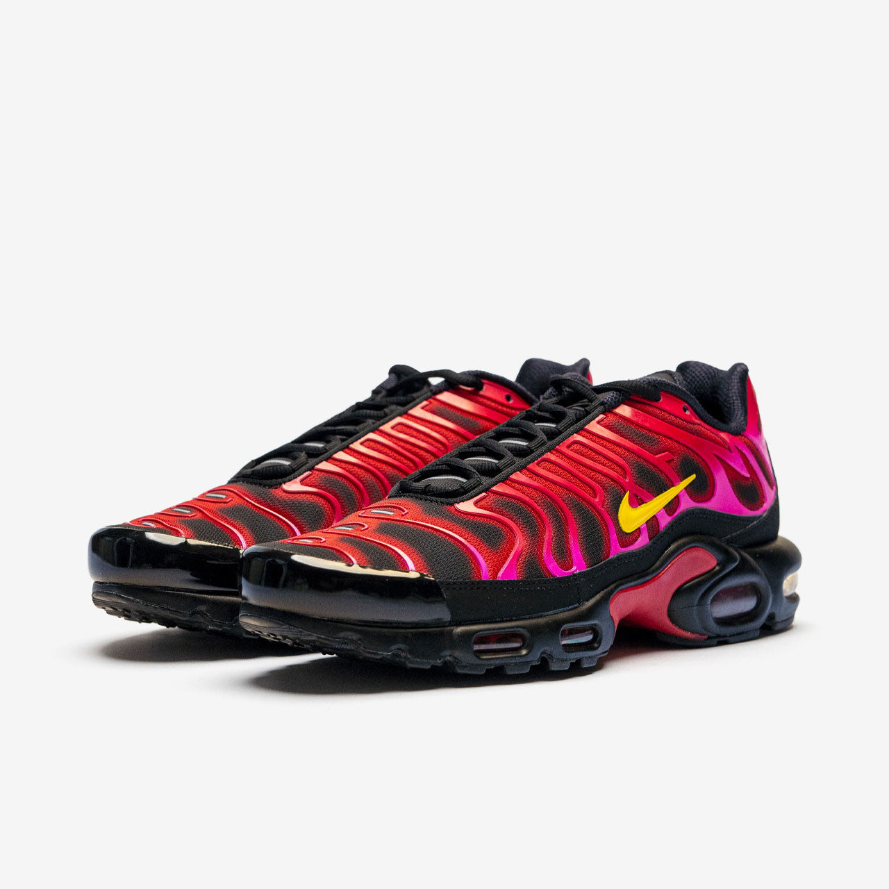 Nike Air Max Plus Supreme Black