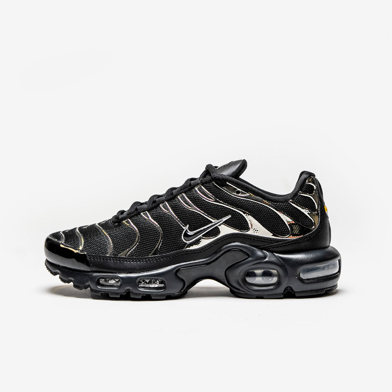 SE Black Chrome (W)